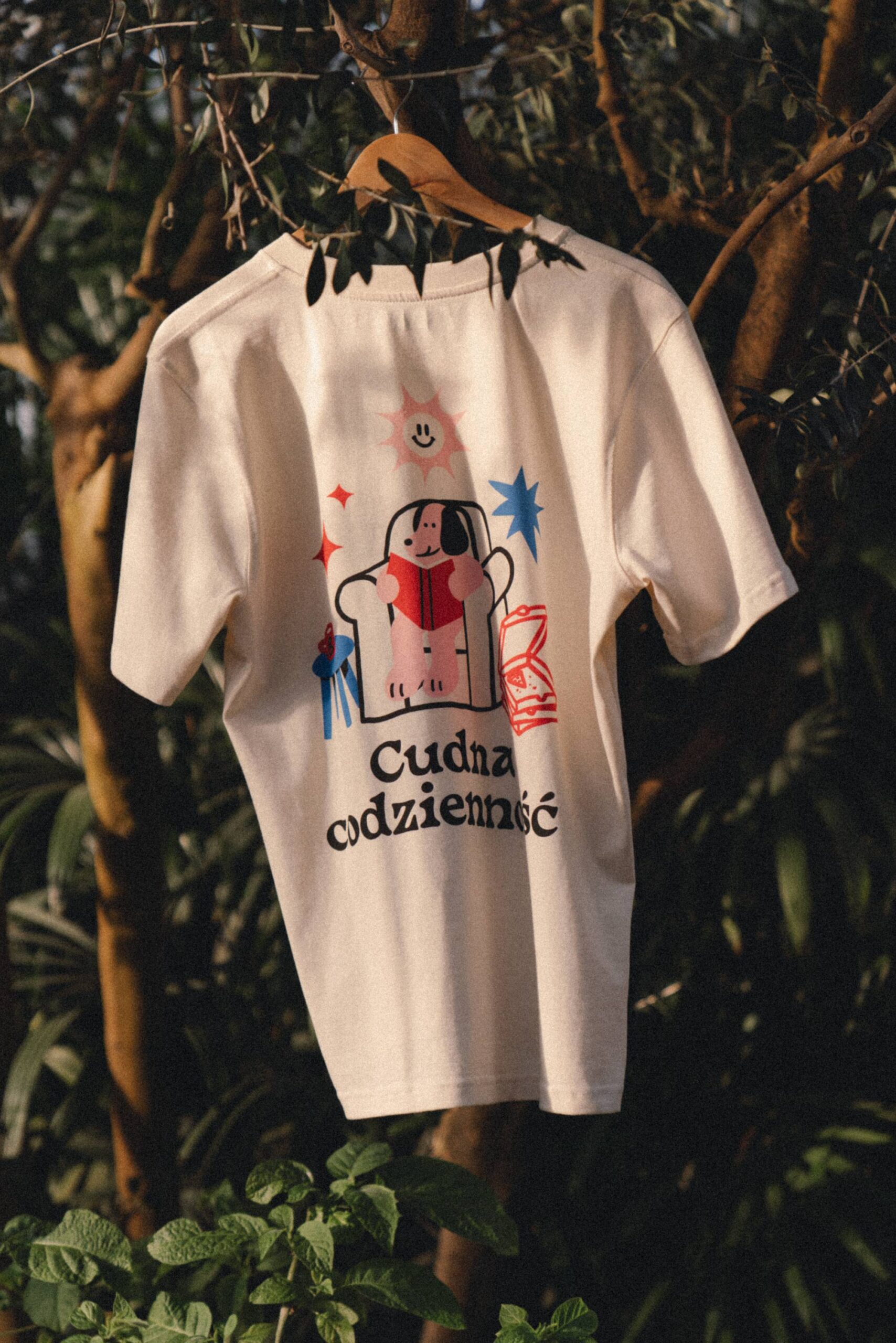 T-Shirt Calma: Cudna codzienność